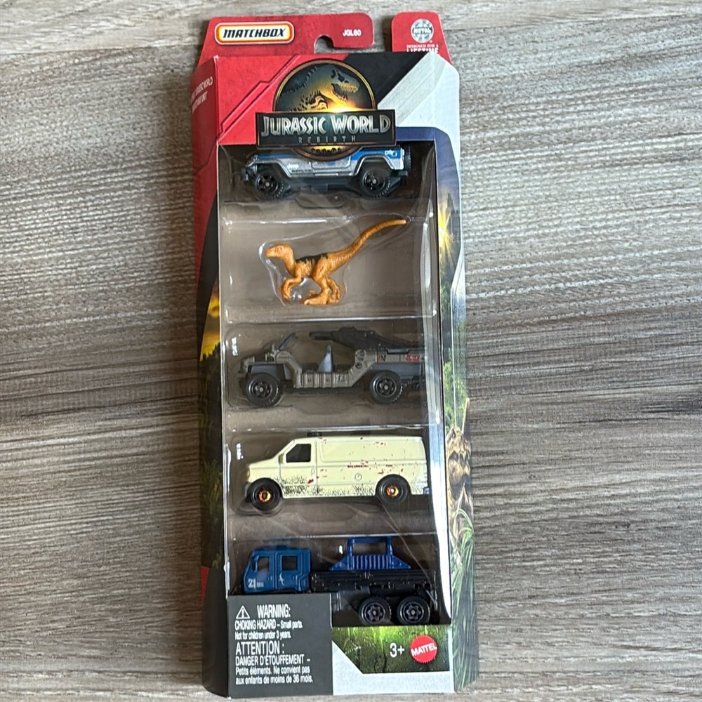 Matchbox Car Jurassic World Rebirth Cars & Dinosaur Rapid Getaway Unit JGL25 🆕